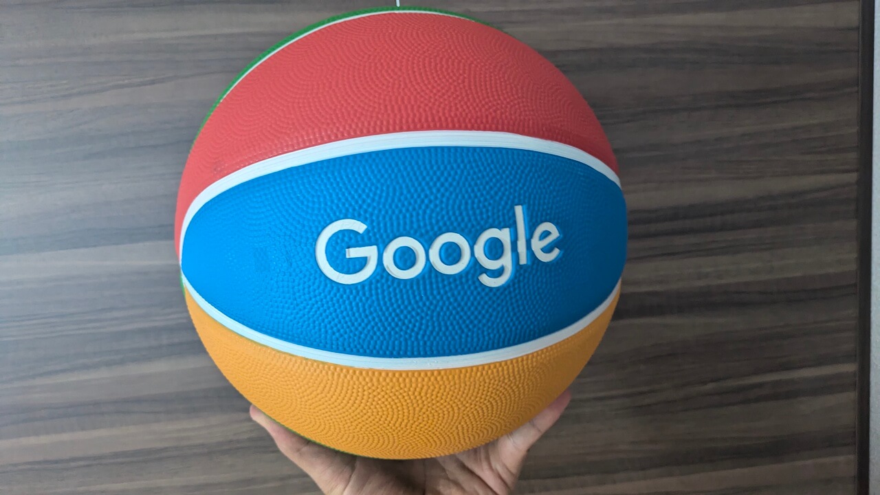 米Googleストアからバスケットボール輸入してみた